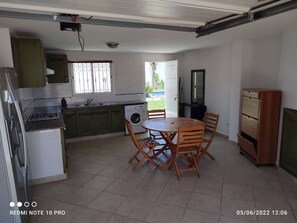 Refrigerador, microondas, horno y lavavajillas