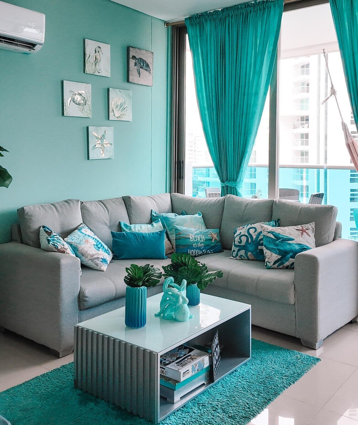 Deluxe Apartment | Living area
