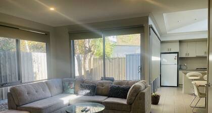 D129 West Footscray Lodge