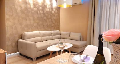 Zagreb4you Apartments, free parking, great location, right next to Arena Zagreb.