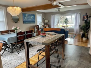 Dining - Right on the Cape Cod Canal and bike path! (Bourne)