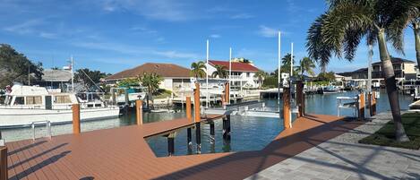 Marina/club náutico