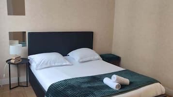 2 chambres, accĂšs Internet, draps fournis