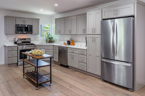 Barefoot Retreat - Upscale Living on the Mesa