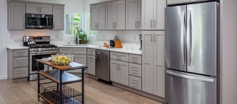 Barefoot Retreat - Upscale Living on the Mesa