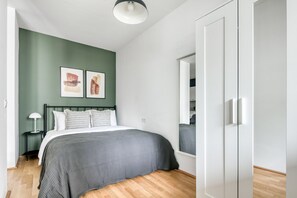 1 chambre, fer et planche à repasser, Wi-Fi, draps fournis