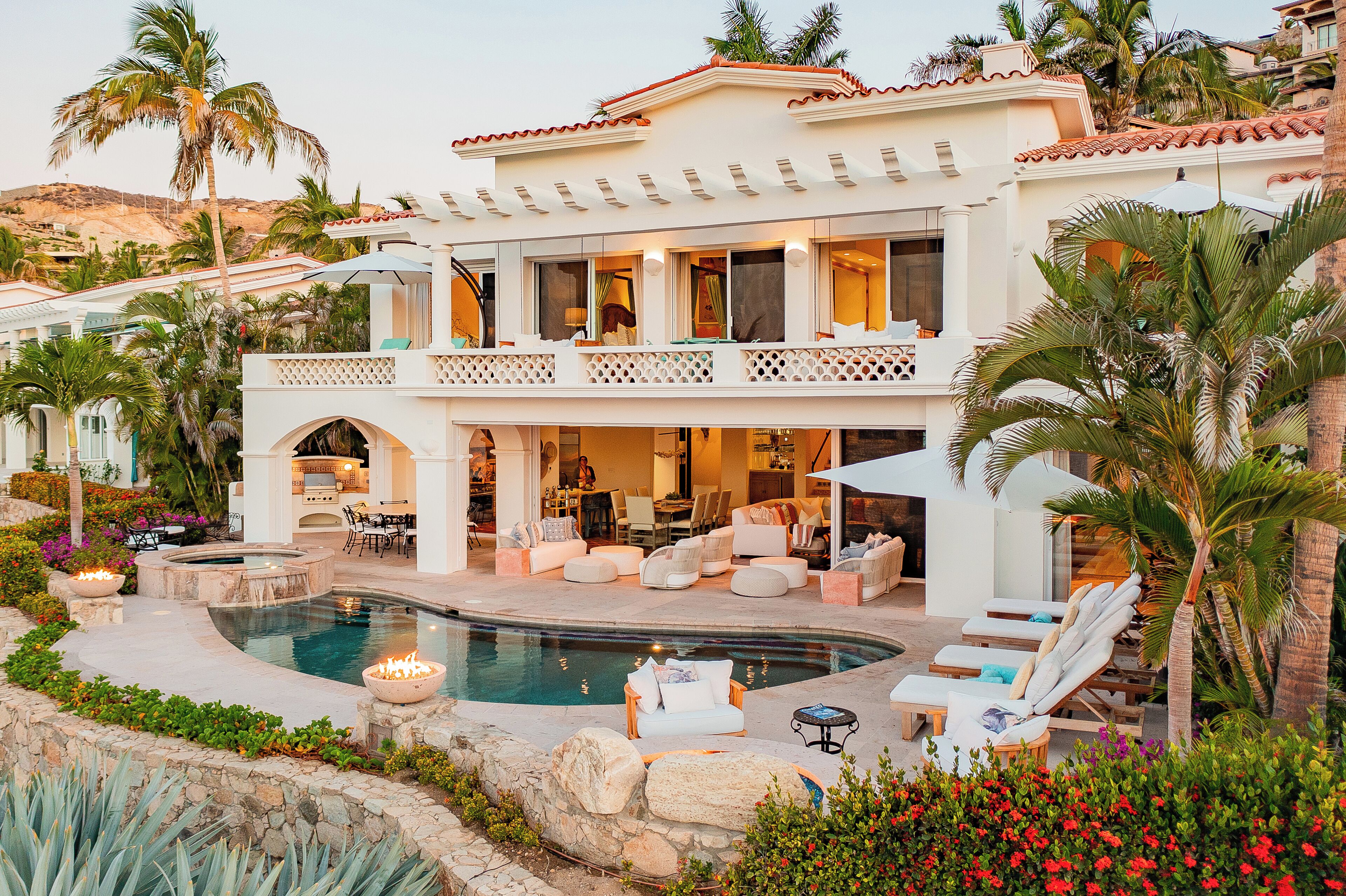 Een verwarmd zwembad