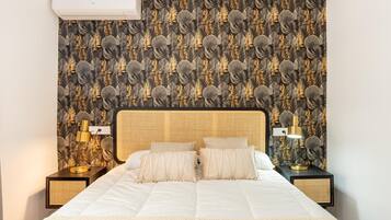 2 slaapkamers, een strijkplank/strijkijzer, internet, beddengoed