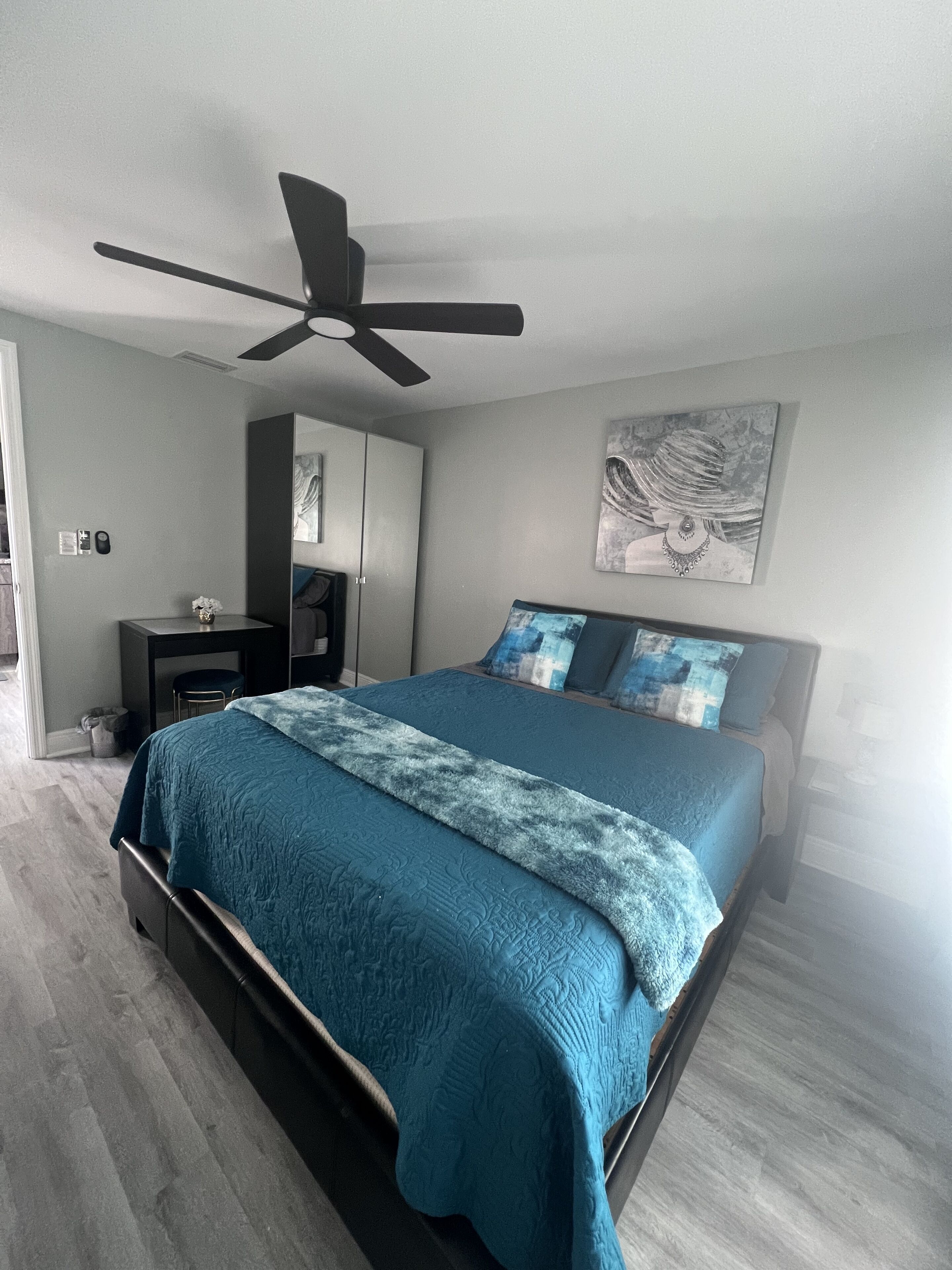 5 minutes from  MIA airport / Lovely, cozy apartment 