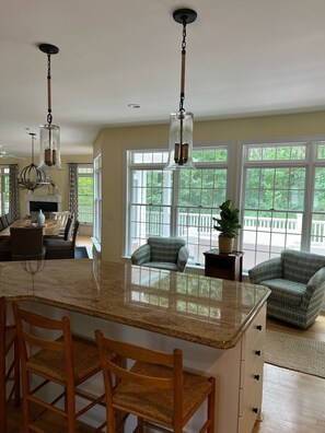 Dining - Close to the beach! A great multi family home with loads of ammenties.  (Bethany Beach)