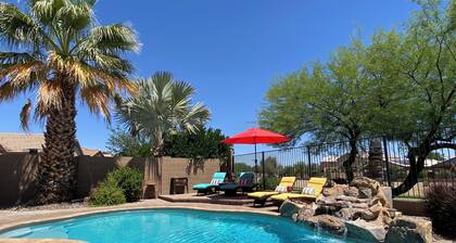 Private Heated Pool - pool heat incl'd, Fire-pit, Pool Table, Bar, Dog-friendly!