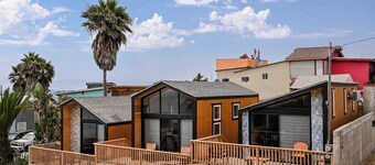 Ariels Paraiso-Contemporary Tiny #23