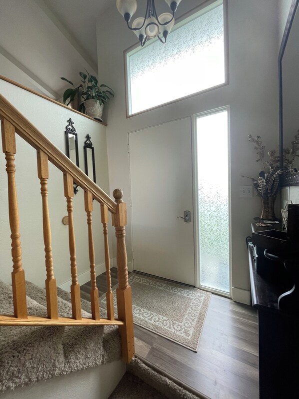 المنشأة من الداخل