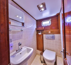 Handtücher, Toilettenpapier