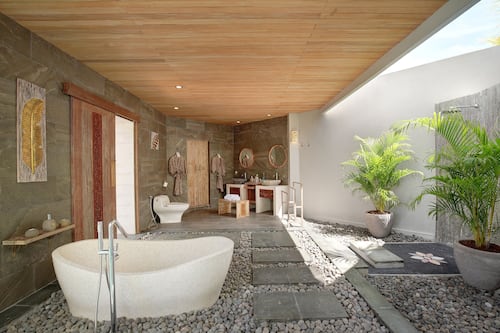Badkamer met douche