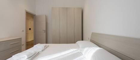 2 chambres, fer et planche Ă repasser, Wi-Fi, literie fournie