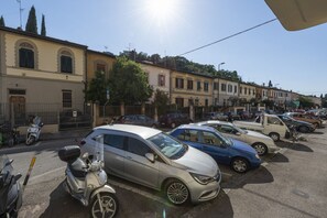 Property grounds - Casa Vittoria for rent in Florence by Mmega (Firenze)