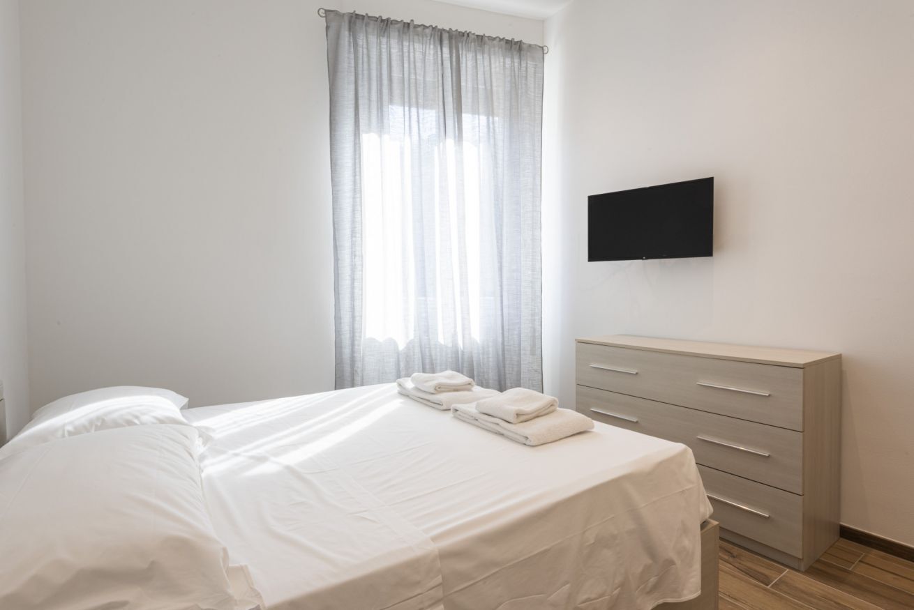 2 quartos, ferros/tábuas de passar roupa, Wi-Fi, roupa de cama