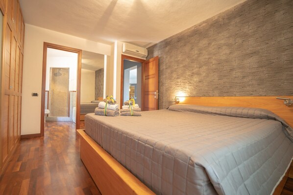 2 chambres, Wi-Fi gratuit, draps fournis