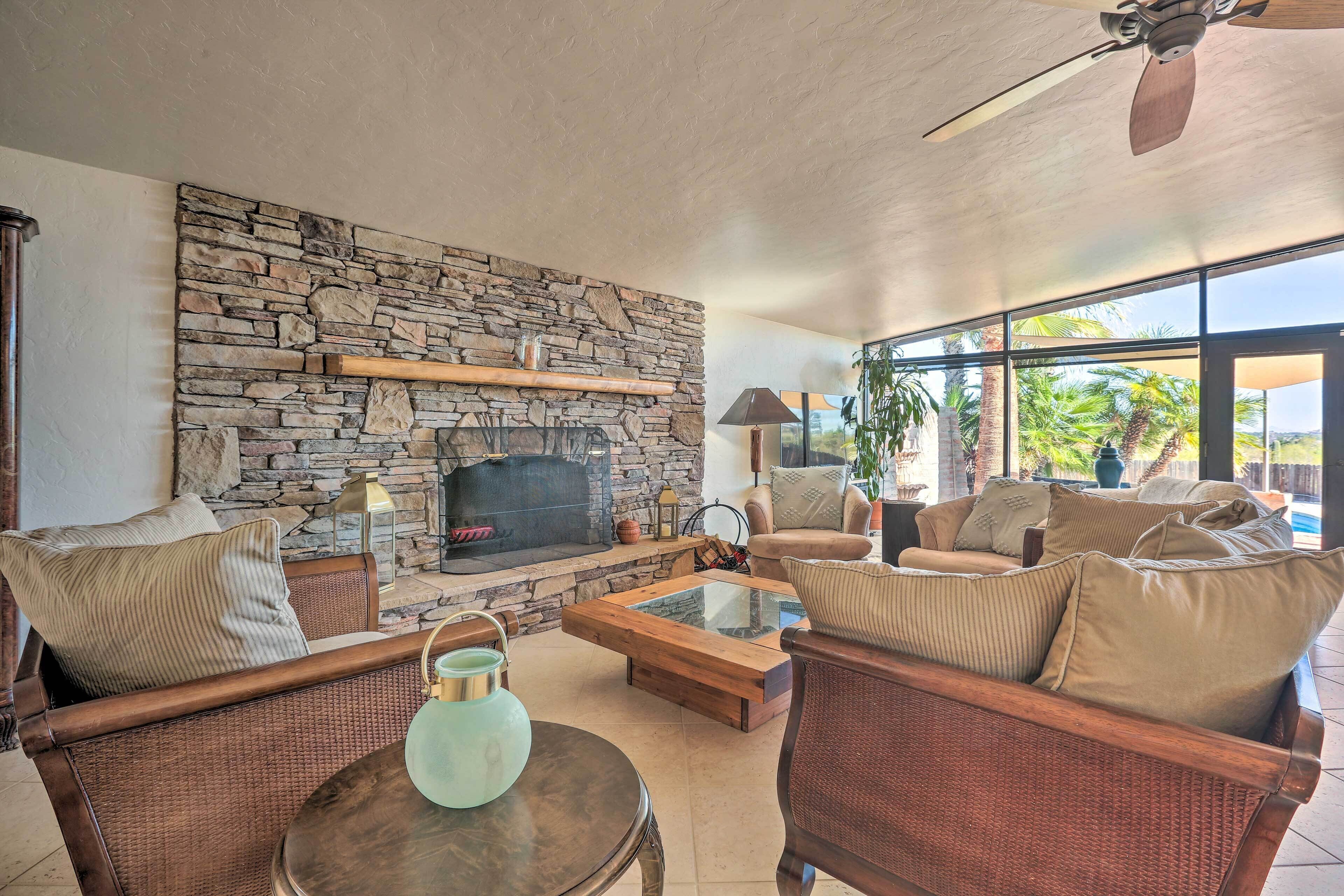TV, fireplace, books, stereo