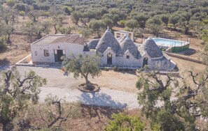 House | 4 bedrooms - TD Trulli Albapetra Pool Olive Trees (Polignano a Mare)