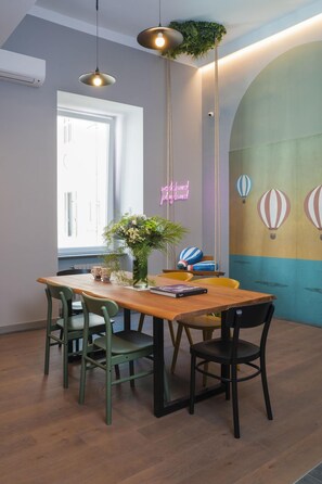 Dining - Rettifilo 311 (Naples)