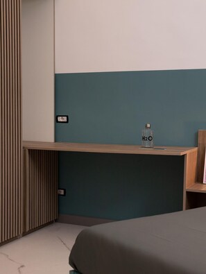 Room - Rettifilo 311 (Naples)