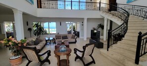 別墅, 吸煙房 | 7 間睡房