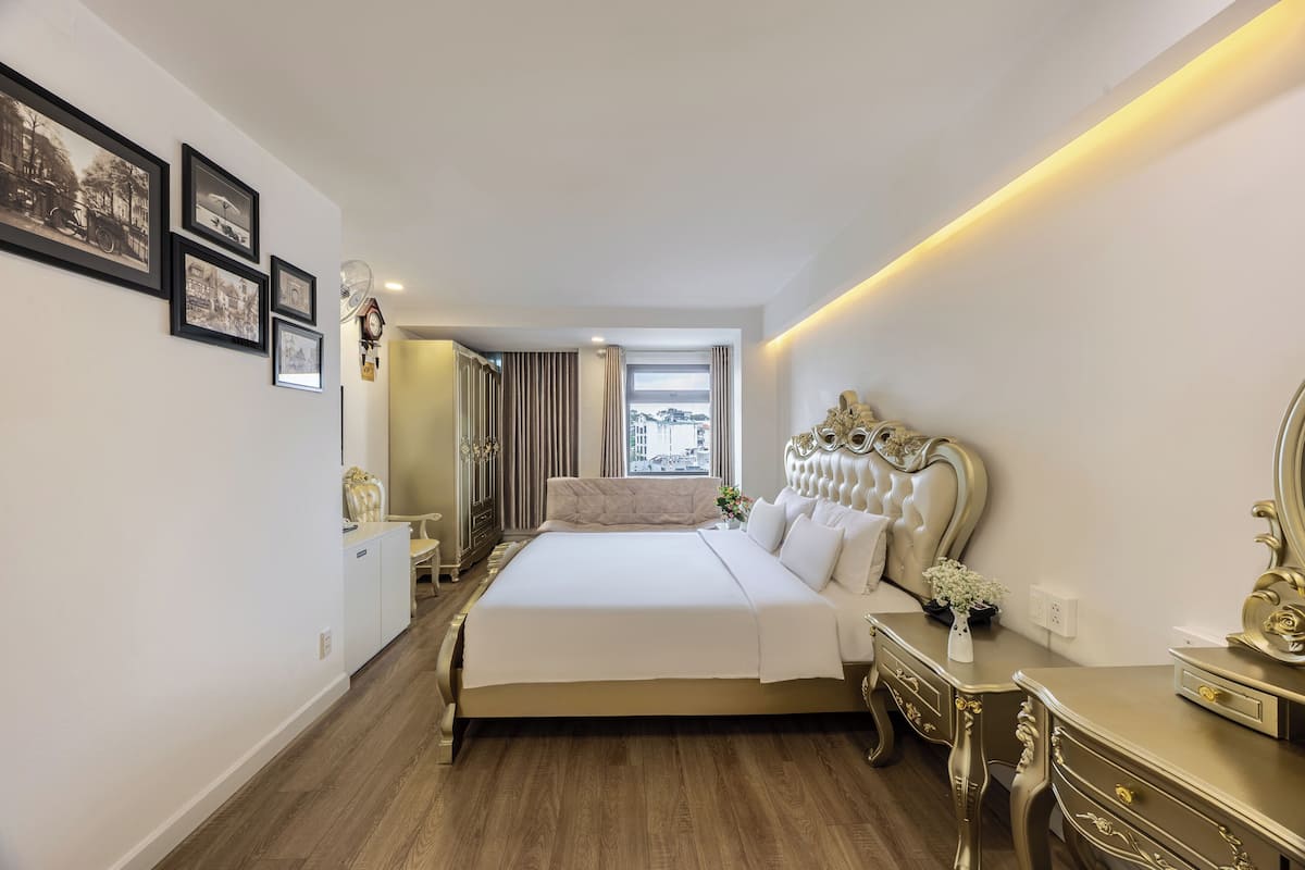 Deluxe Suite Double
