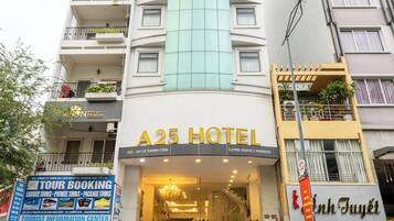 Fachada de la propiedad