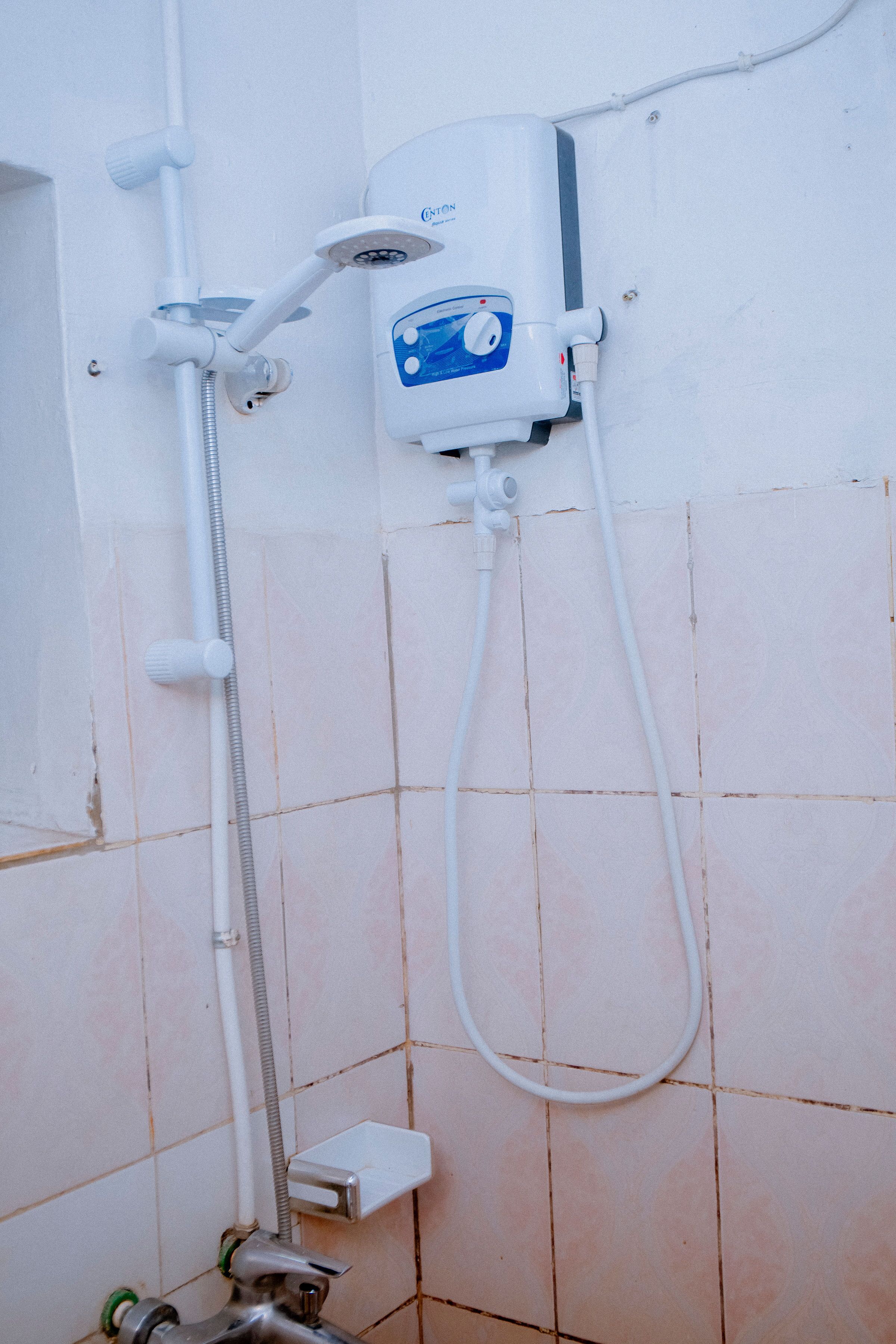 Executive Double Room | Bathroom | Shower, towels