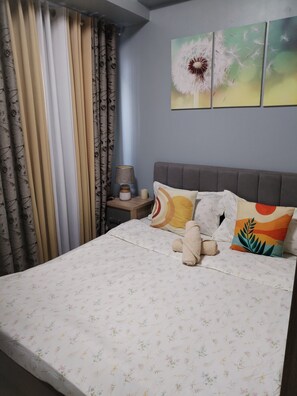 1 bedroom, desk, iron/ironing board, free WiFi