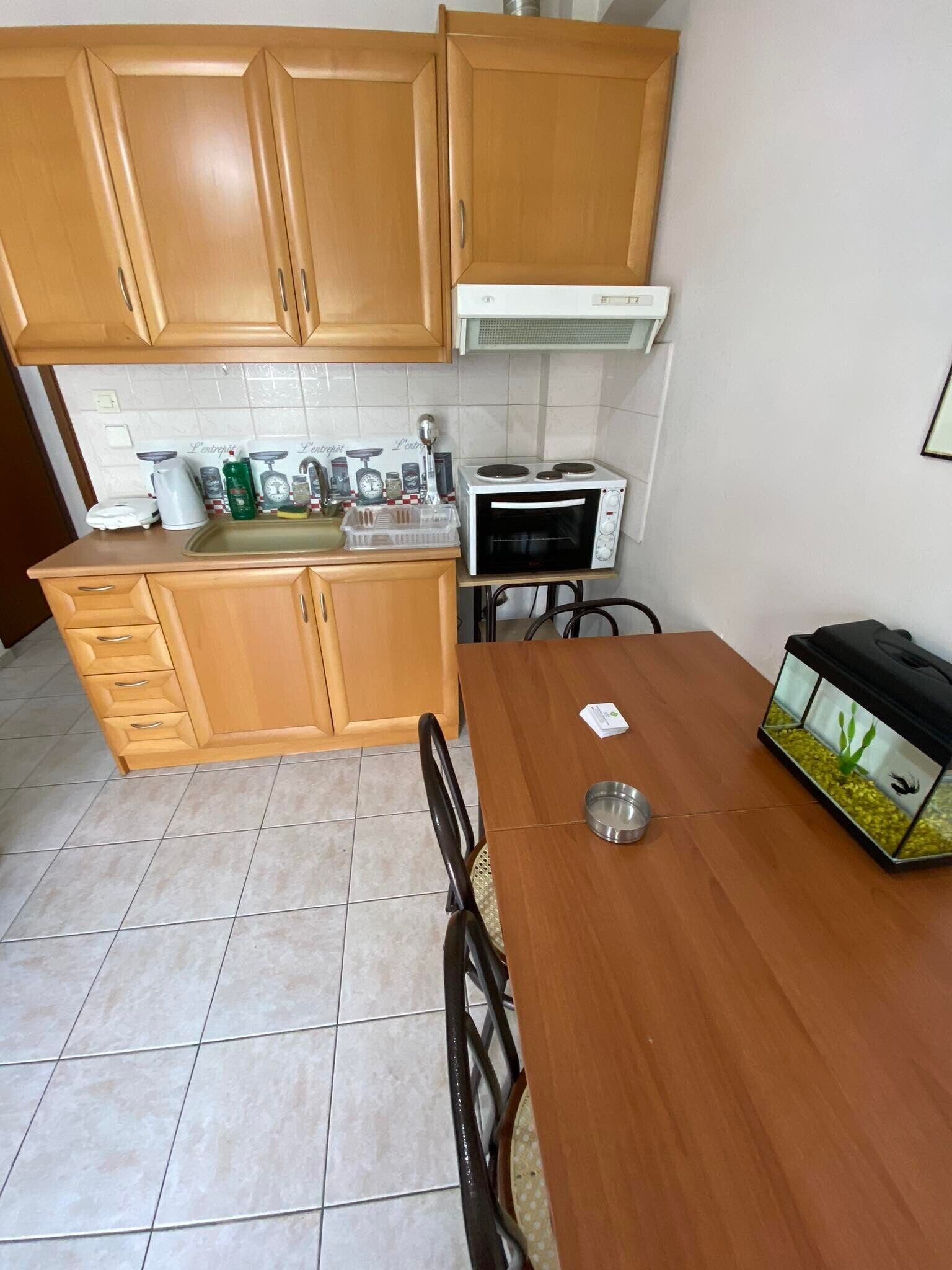 Fridge, oven, electric kettle, cookware/dishes/utensils