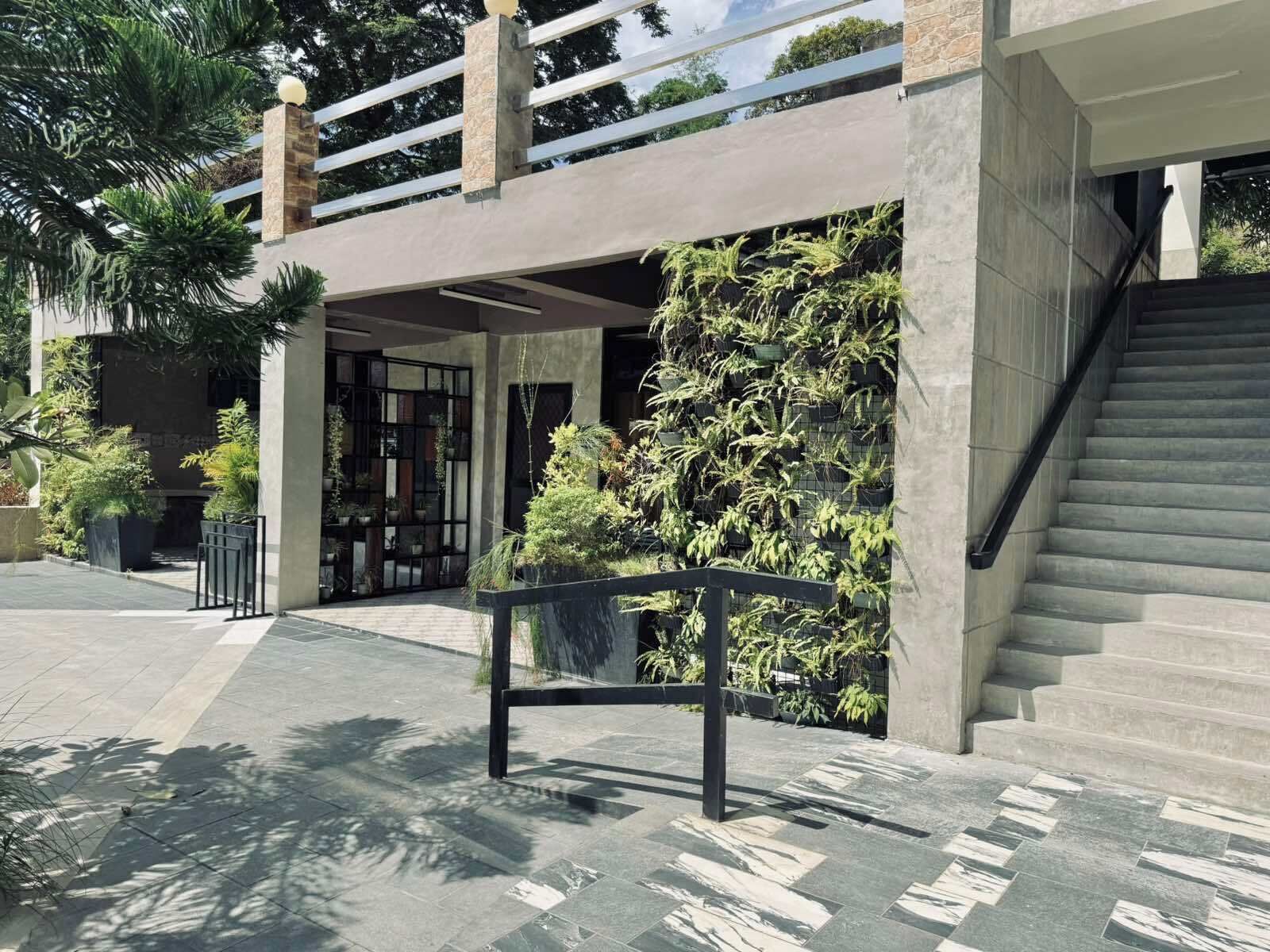 Deluxe Villa | Rollaway beds, free WiFi, bed sheets