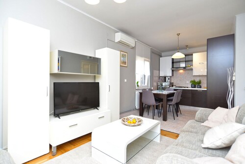 House 2174/55597 (Istria - Rovinj), 600m from the beach