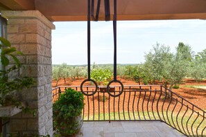 Terrace/patio - House 2174/55597 (Istria - Rovinj), 600m from the beach (Rovinj)