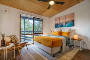 3 bedrooms, iron/ironing board, Internet, bed sheets