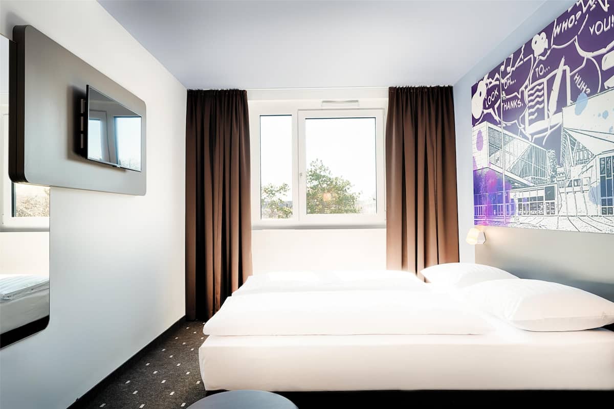 1 bedroom, soundproofing, free WiFi, bed sheets