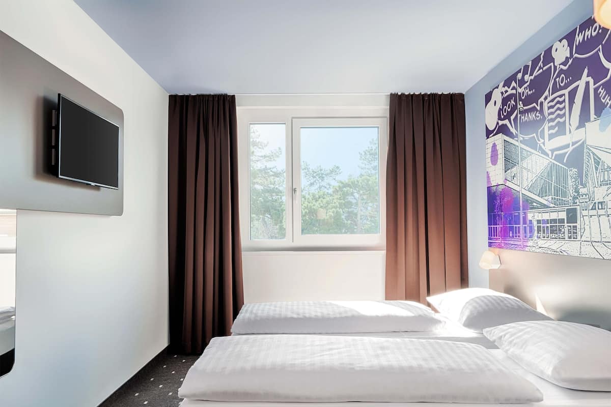 Twin Room | Soundproofing, free WiFi, bed sheets