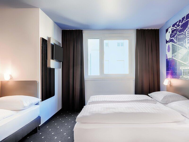 Schallisolierte Zimmer, kostenloses WLAN, Bettwäsche