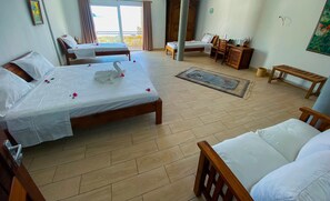 1 bedroom, minibar, desk, free WiFi