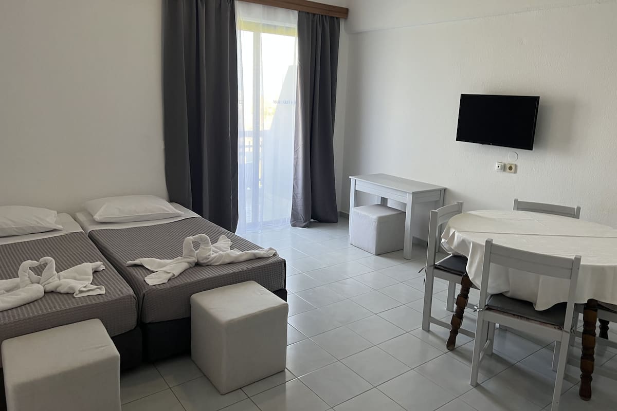 Appartement Classique | 1 chambre, coffres-forts dans les chambres, Wi-Fi gratuit, draps fournis