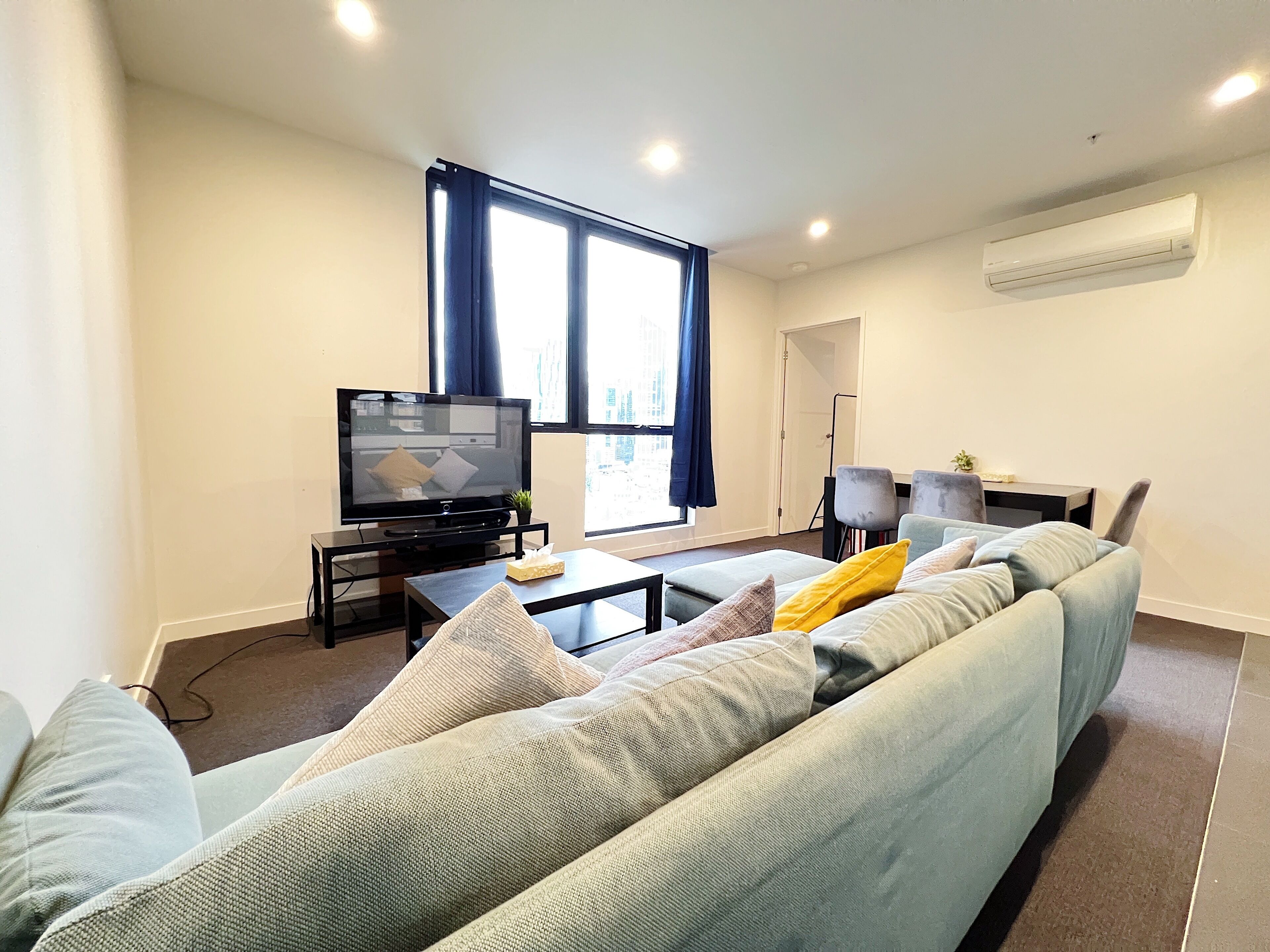 Central CBD One Bedroom Modern Apt Near ChinaTown