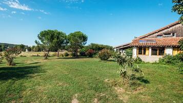 Enceinte de lâhĂ©bergement