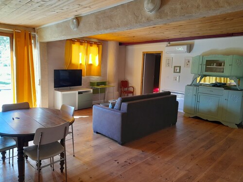Appartement indépendant rez de jardin entre Toulouse et Albi 5 couchages