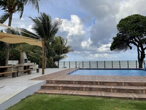 House, Multiple Beds | Pool | Outdoor pool - Front sea Mansion With Pool Maceio Paripueira (Paripueira)
