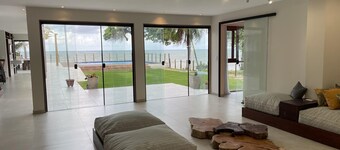 Front sea Mansion With Pool Maceio Paripueira