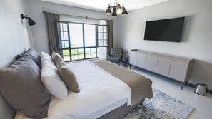 Double Room, Sea View | Minibar, in-room safe, soundproofing, free WiFi - Ortel Inn (Ordu)