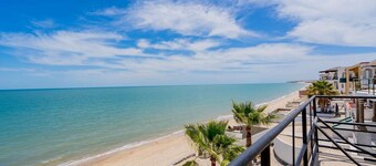 Astonishing Beach view Condo in Villa las Palmas San Felipe