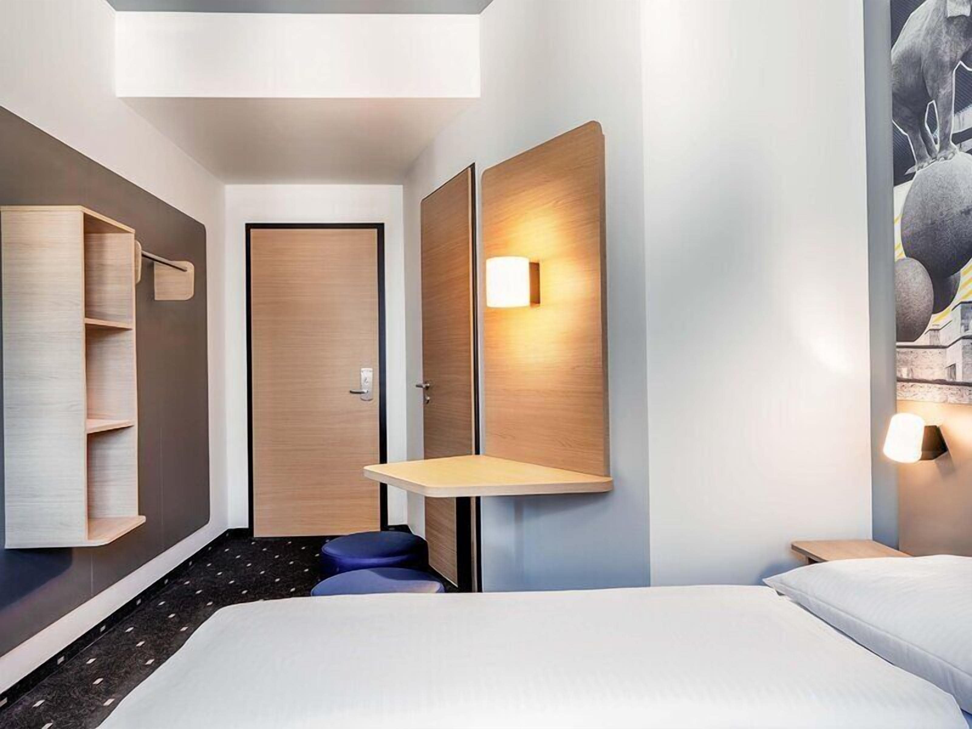 Habitación doble | Escritorio, insonorización, wifi gratis y ropa de cama 